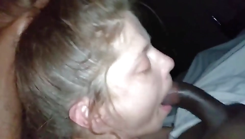 Skinny girl gets her cunt filled with cum in a deepthroat