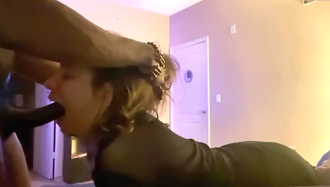 Amateur brunette deepthroat video shows her sucking a big cock