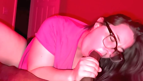 Amateur brunette has a fantastic handjob with a young dude