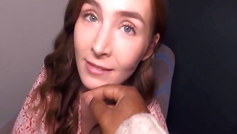 Tattooed milf gets fucked by a big dick in hotel room