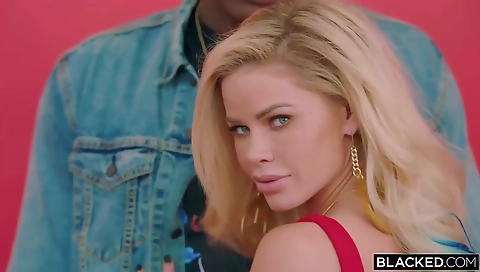 Big boobs blonde gets on top of her boyfriend's cock