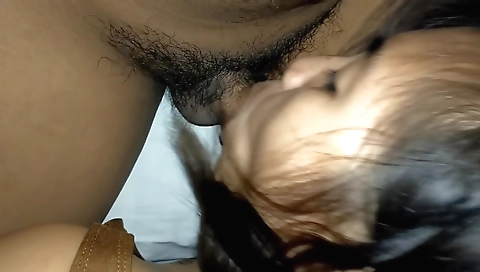 Horny asian babe with round ass and a round booty 07a